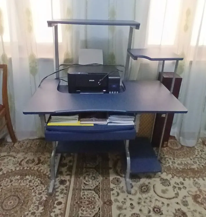 стол компьютерный 1 стол компьютерный 1