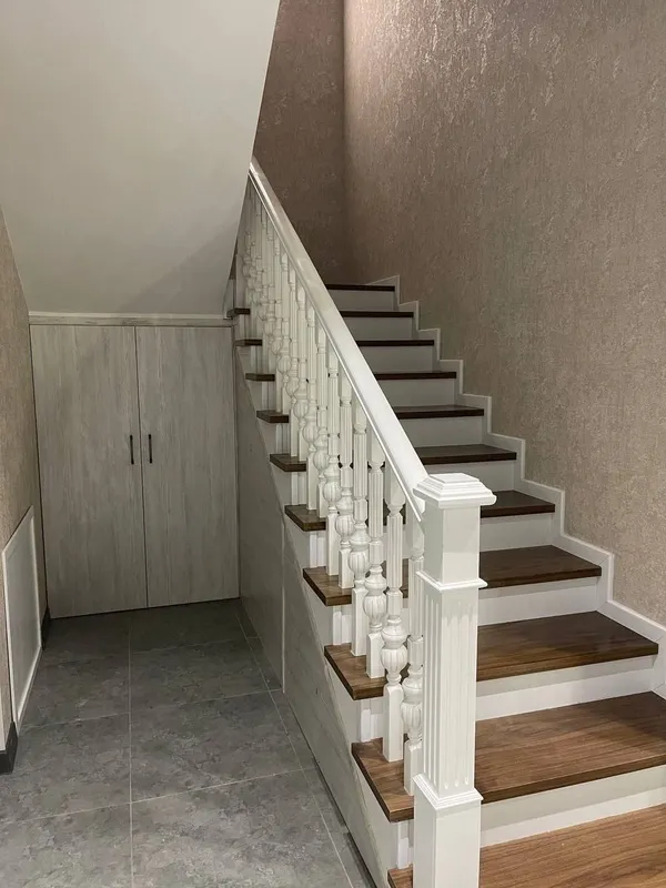 Изготовление и установка дверей, мебели и лестниц из MDF 3