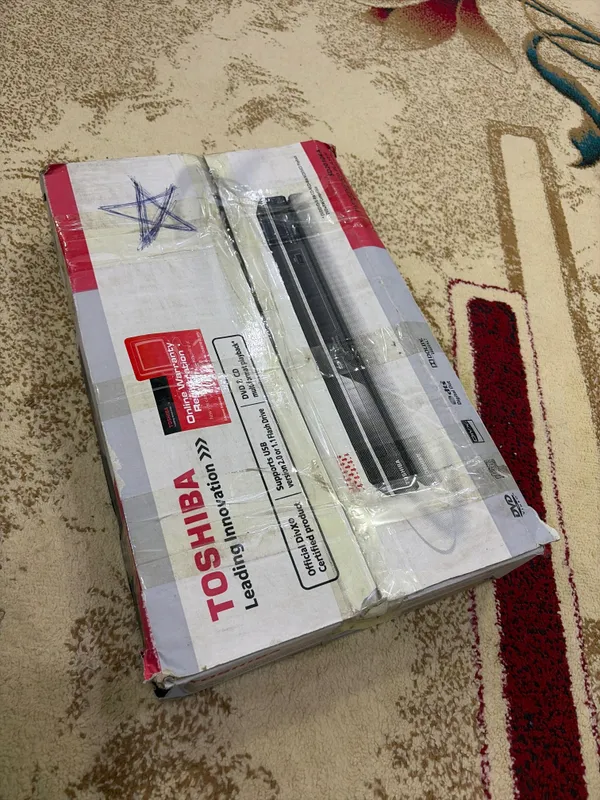 Toshiba DR430 DVD Video Recorder Burner HDMI 1080p Upconversion MP3