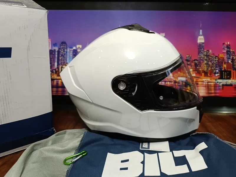 Мото шлем от Американского бренда BILT APEX 5 Мото шлем от Американского бренда BILT APEX 5
