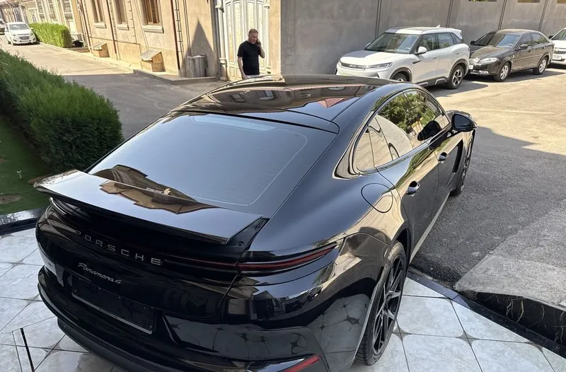 Porsche panamera 4 5 Porsche panamera 4 5