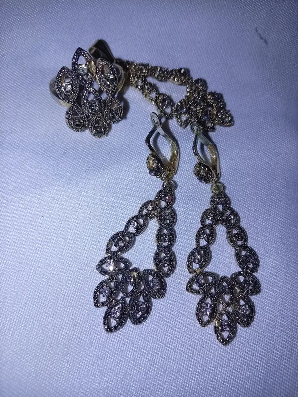 2 серьги, 1 кольцо и 1 кулон 1