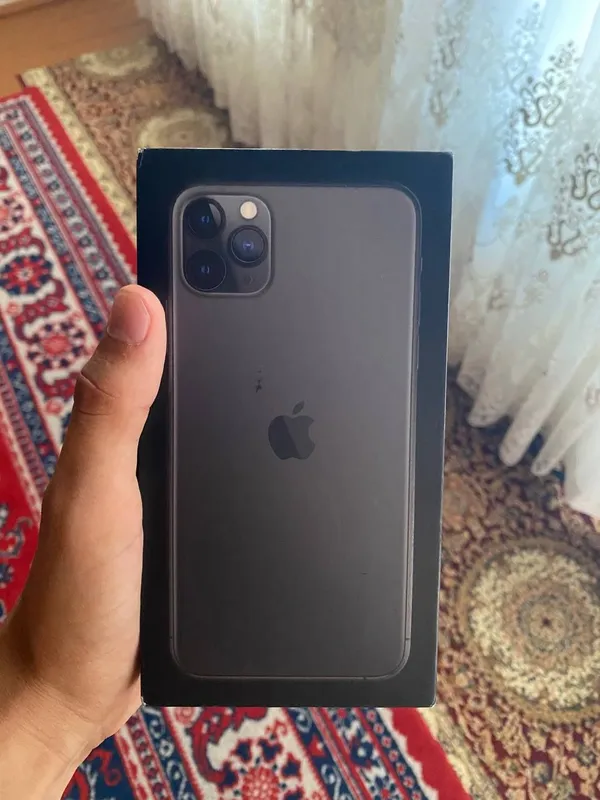 Iphone 11 pro max 64 gb 2 Iphone 11 pro max 64 gb 2