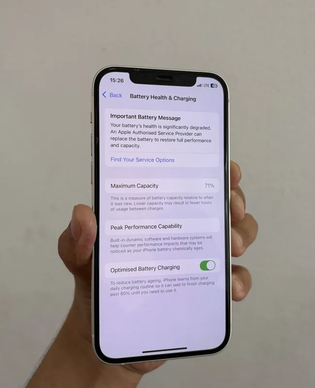 Iphone 12 oq yashi 4 Iphone 12 oq yashi 4
