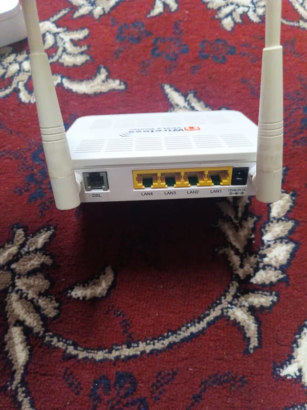 WiFi router Wireless vdsl2 — фото 1