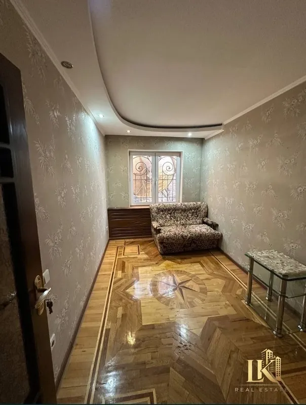 Продаётся 4-комнатная квартира, 80 м², Яккасарайский район (ориентир: Korzinka МВД) — фото 2