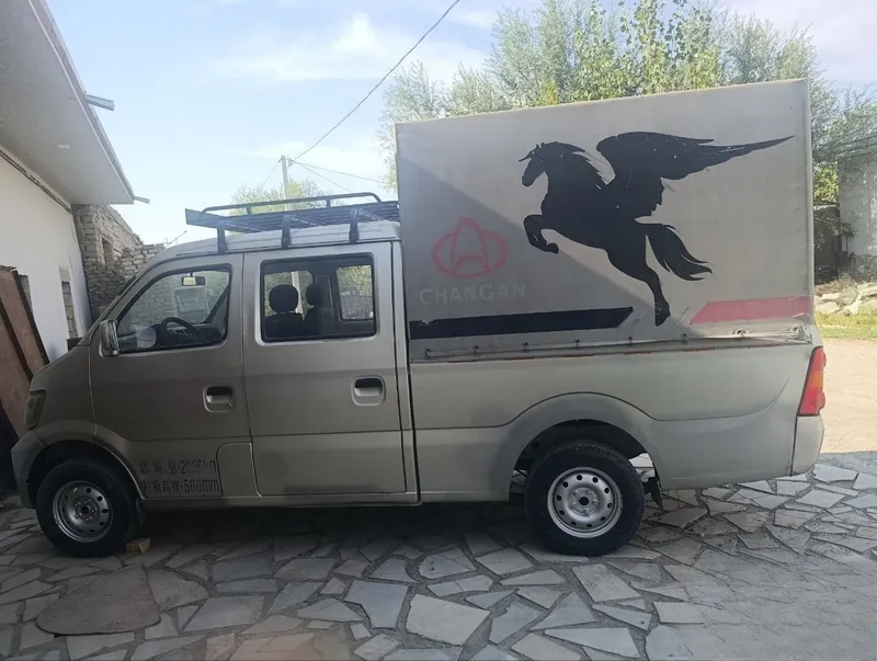 Changan dubil kabina 3 Changan dubil kabina 3