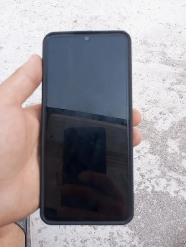 Redmi 13 c sotiladi Redmi 13 c sotiladi