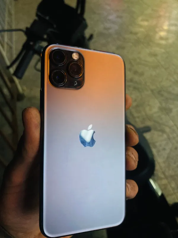 Iphone 11 pro Xotira 64 yomkost 96 aybi umman yoq — фото 5