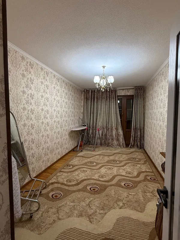 Аренда квартиры 2в3 на м. Космонавтов 5