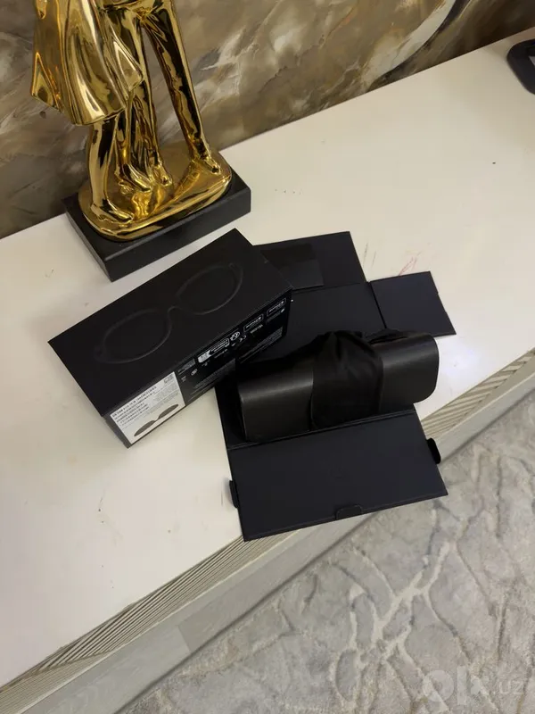 Meta kylie black 2 Meta kylie black 2