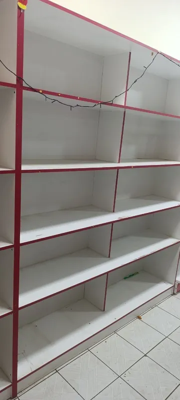 Do'konga stelaj sotiladi arzon narxda 1