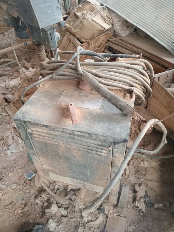 Elektro svarka apparati 1 Elektro svarka apparati 1