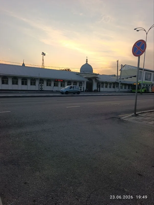 Olmazor tumani Mevazor mahallada Uchaska sotiladi 7
