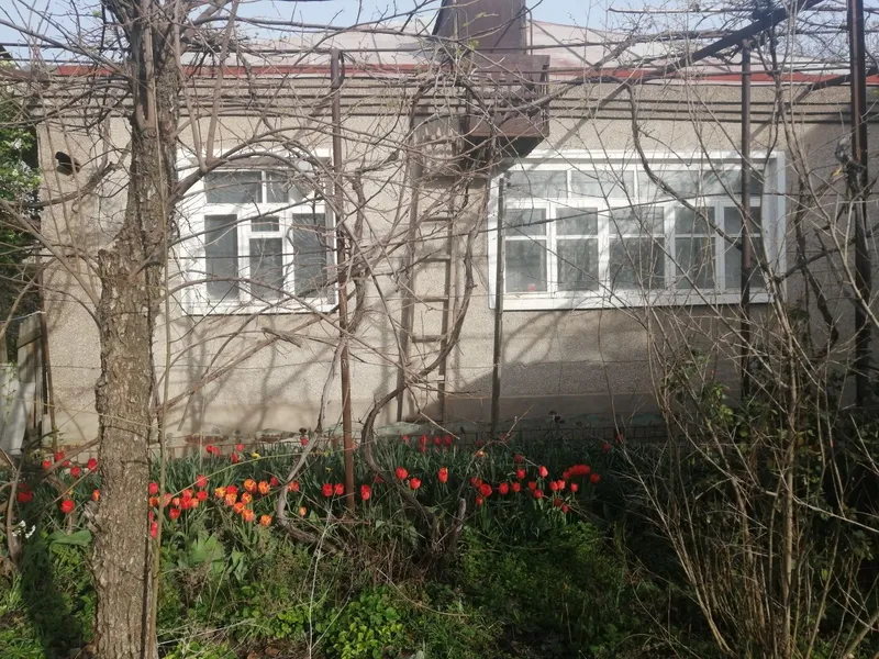 Дом 4 жилые комнаты участок 10 сот. Лесосклад, Воен городок, водопад