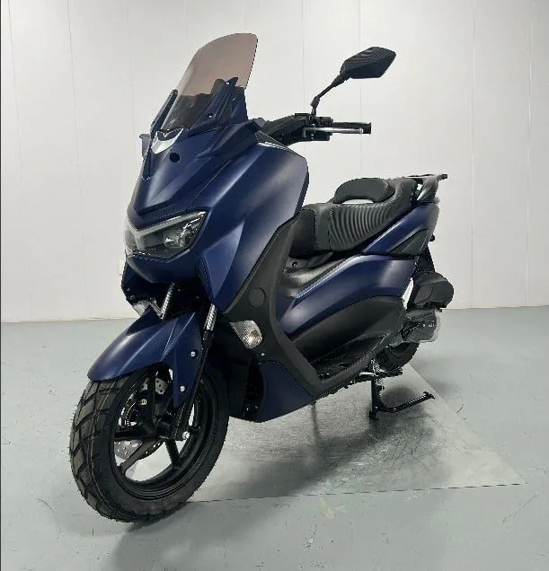 Продается скутер VMAX 150 куб. Имеется рассрочка