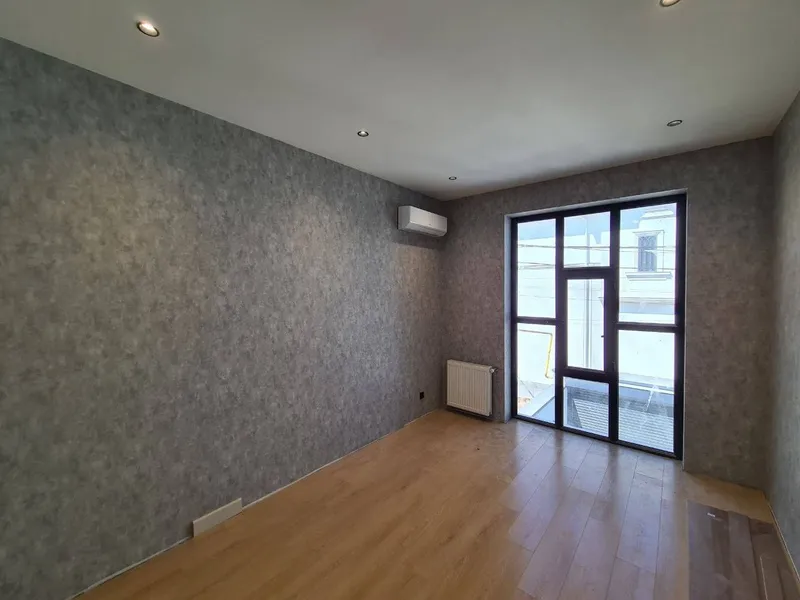 4-комнатная квартира, 210 м2, Мирзо-Улугбек 4