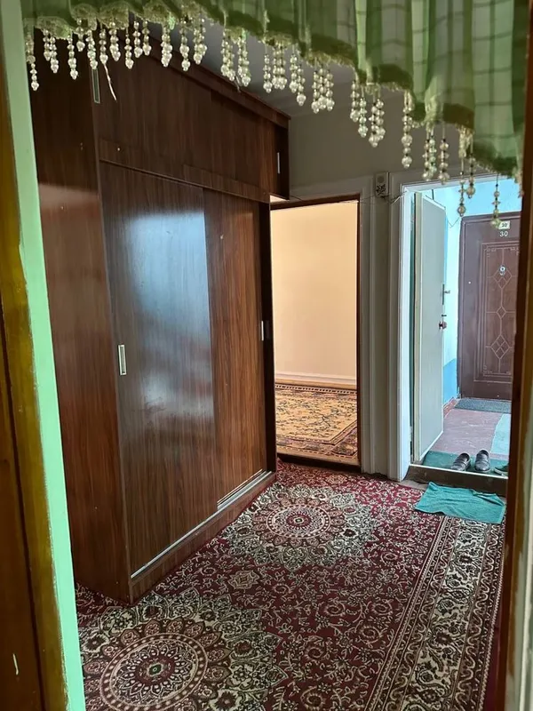 6 микрорайонда 4 хонали квартира тезда ижарага берилади