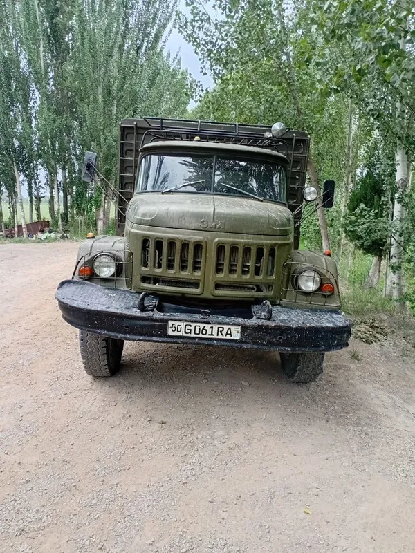 Zil 131 sotiladi