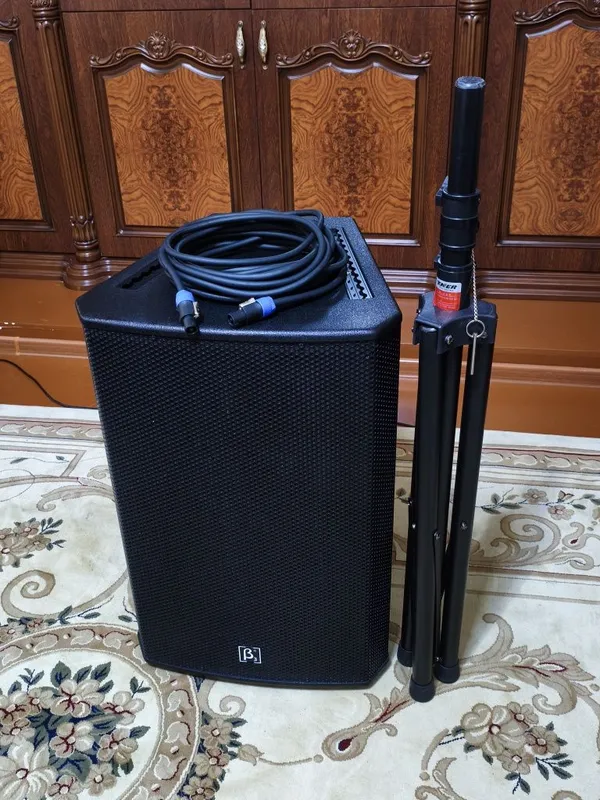 Firminiy kalonka usilitel stoyka kabel mikrafon aux full
