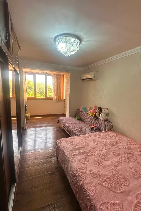 3 xonali kvartira sotiladi 2