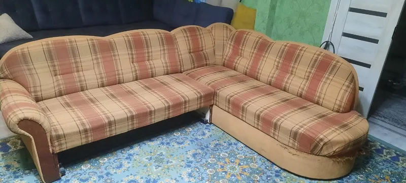Продам мягкий диван-уголок с креслом пр-во Турция. Недорого, жду предл — фото 3