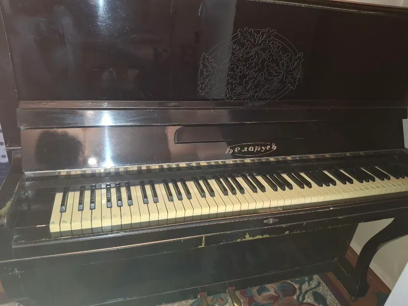 Belarus pianinosi sotiladi 4 Belarus pianinosi sotiladi 4