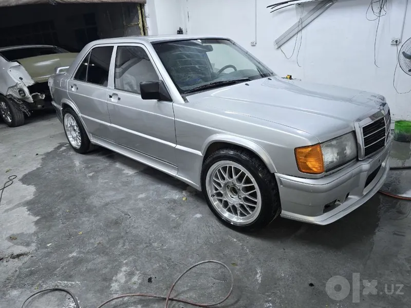 W201-190 кузов срочно сотилади 1 W201-190 кузов срочно сотилади 1