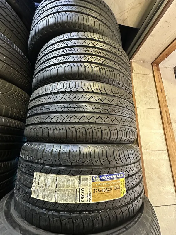 Michelin Latitude 275/40 R20 — 2 новые + 2 б/у, это цена за комплект — фото 2 Michelin Latitude 275/40 R20 — 2 новые + 2 б/у, это цена за комплект — фото 2
