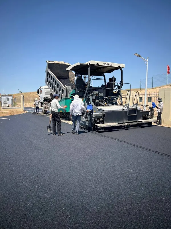 Asfalt yotqizish kerak biz sizga yordam beramiz 1