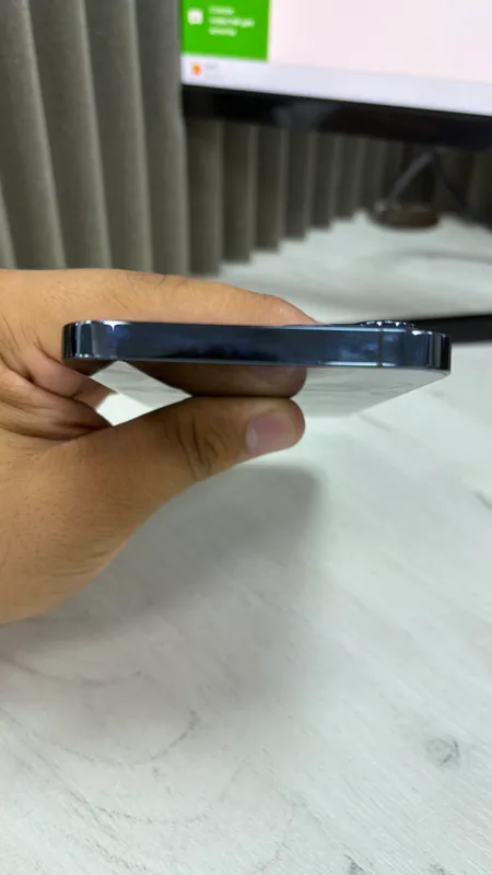 Iphone 12 pro max idealni radnoy 5