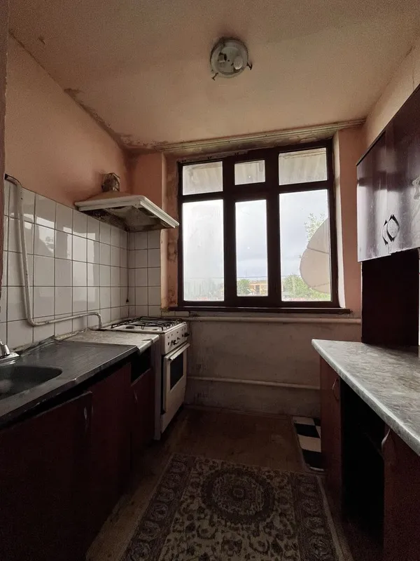 Гулистон шахар Водник пишган гиштдан курилган 2-этажда 3 хонали кв — фото 4