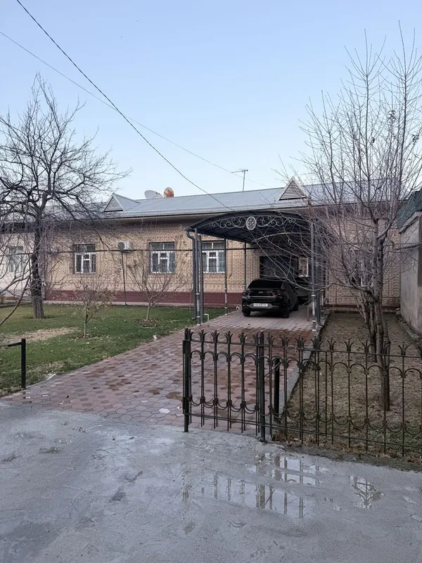 Ховли сотилади Тошкент шахар бектемир тумани 6 сотих яшашга тайёр уй