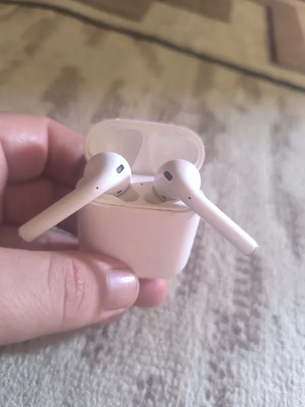 Airpods original 100%%% 1