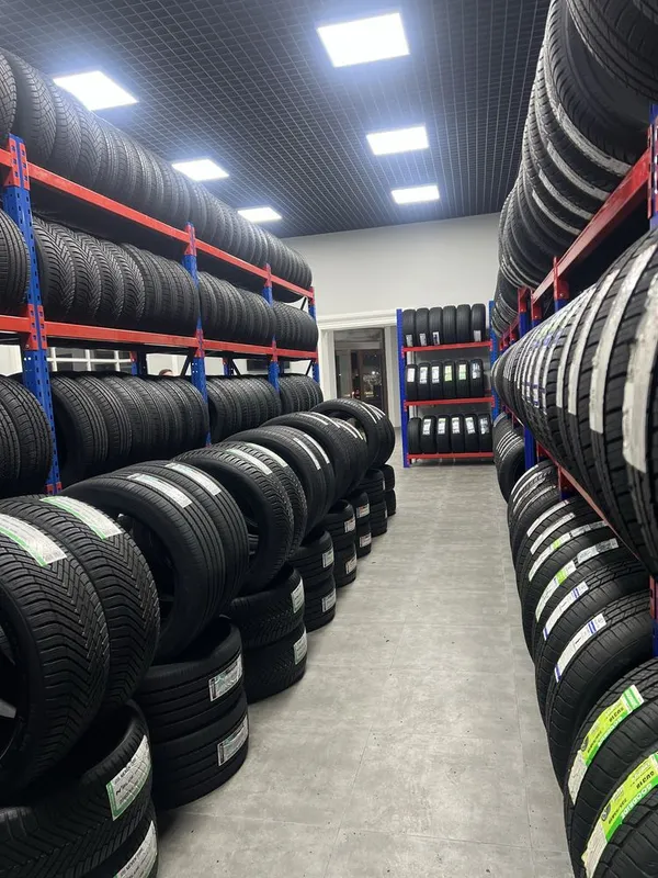Balon shina MICHELIN 195/60/ 15->CROSSCLIMATE2 3 pilot sport45 primacy 5 Balon shina MICHELIN 195/60/ 15->CROSSCLIMATE2 3 pilot sport45 primacy 5