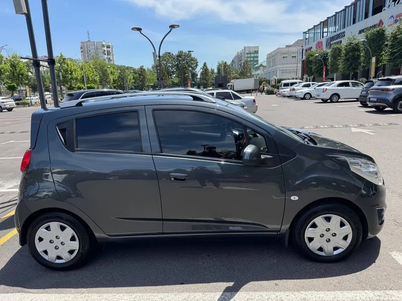 Chevrolet spark 2019 — фото 4