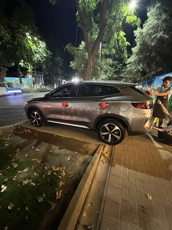 Byd song plus AWD — фото 1