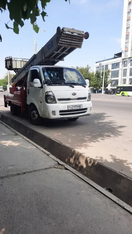 Kia Bongo: avtolift Yili:2016 8-etajgacha chiqa oladi Holati:yaxshi 4 Kia Bongo: avtolift Yili:2016 8-etajgacha chiqa oladi Holati:yaxshi 4
