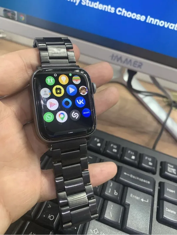 Apple Watch 5 series 6