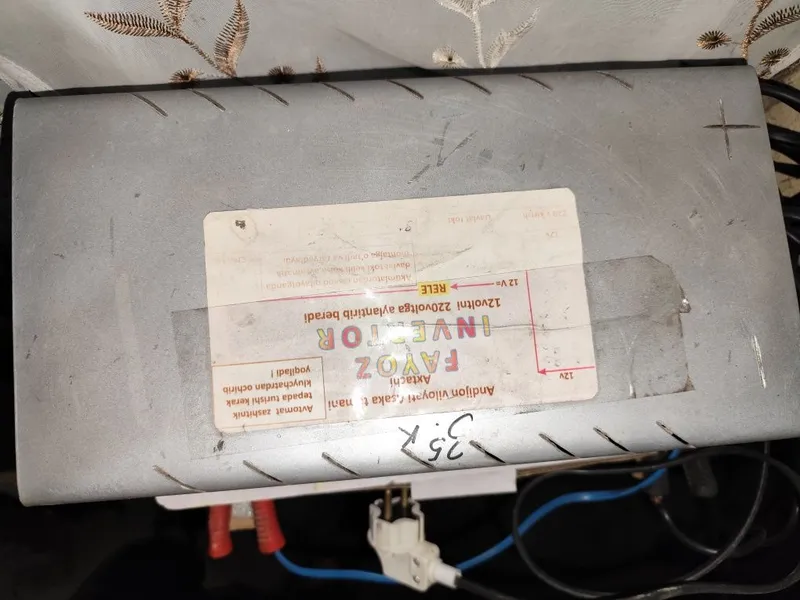 Ups sotiladi 12v 220v chiqaradi — фото 1