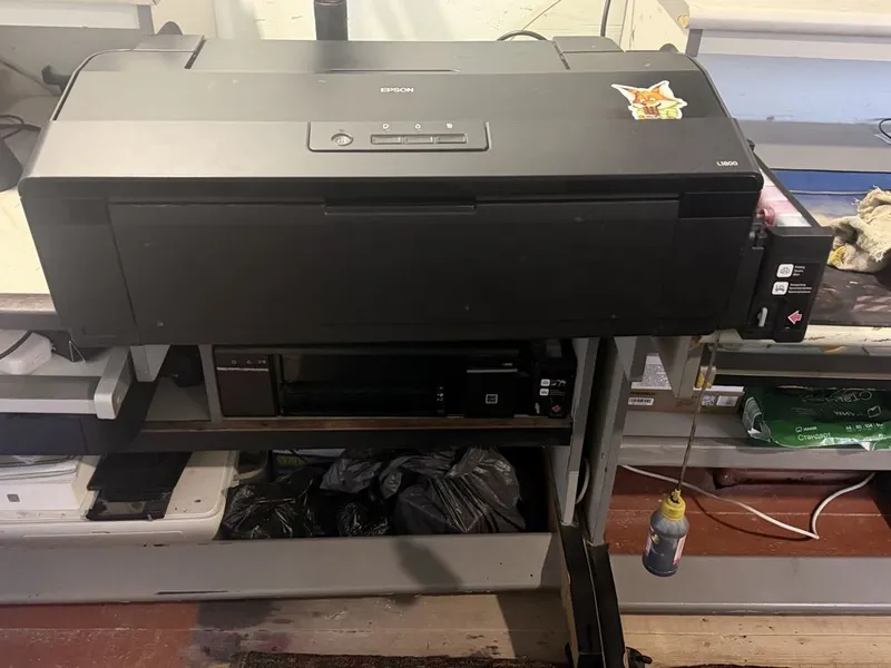 Epson L 1800 sotiladi xolati o’rtacha — фото 1