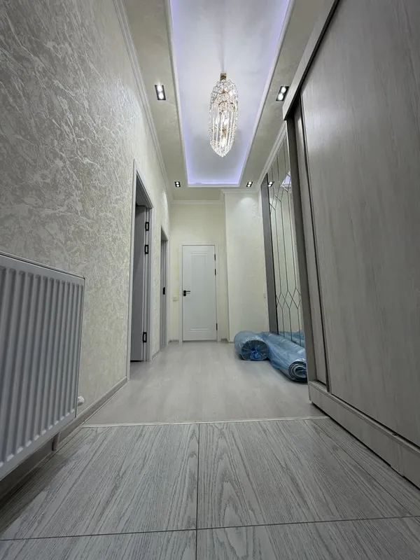 Arenda novostroyka Drujba Narodov , Milliy bog