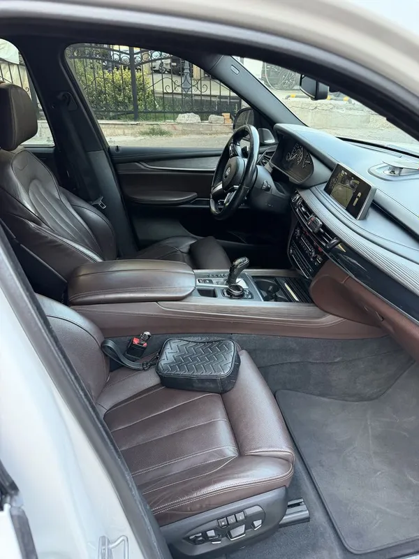 BMW X5 - 4.4 litr 10 BMW X5 - 4.4 litr 10