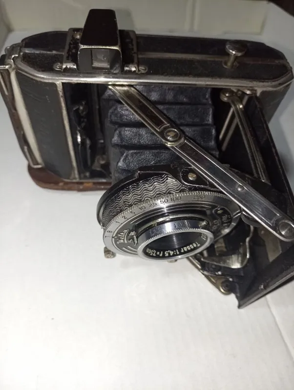 Старинный фотоаппарат — фото 6