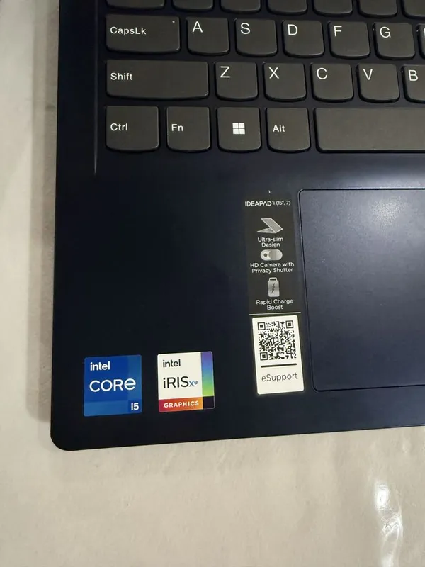 Lenovo IDEAPAD 15.6 15/16GB/512GB CPU:Intel i5-1334U IdeaPad 1 15IRU7 3