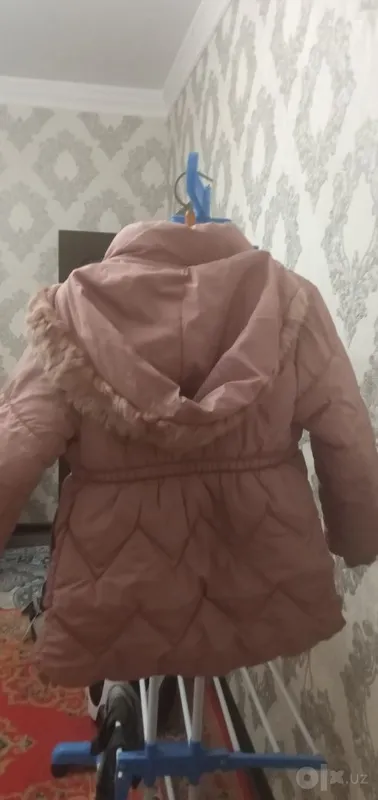 Qiz bolalar uchun qishki kurtka, o'lchami XXL, b/u 1 Qiz bolalar uchun qishki kurtka, o'lchami XXL, b/u 1