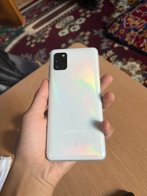 Samsunga a31 1