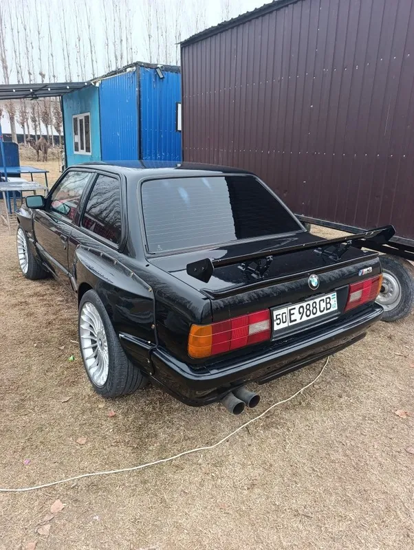 Bmw sotiladi tayor