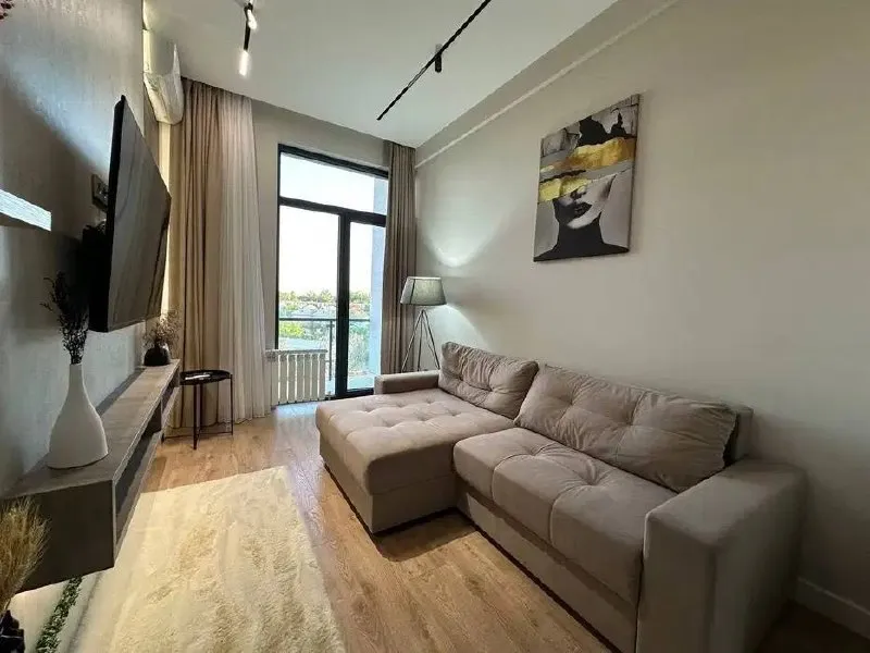1-комнатная квартира в ЖК Tiara Residence (Мирзо-Улугбекский), 34 м², 7/10, с ремонтом и балконом