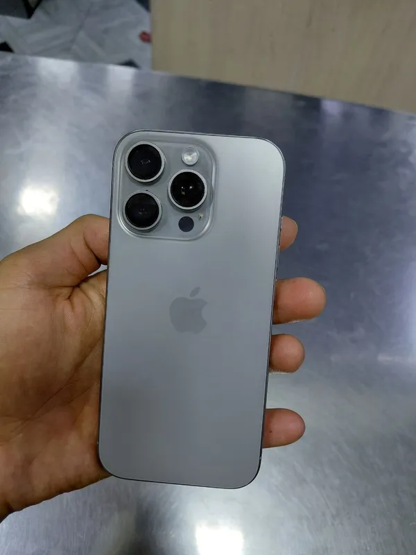 Iphone 16 PRO 3 Iphone 16 PRO 3